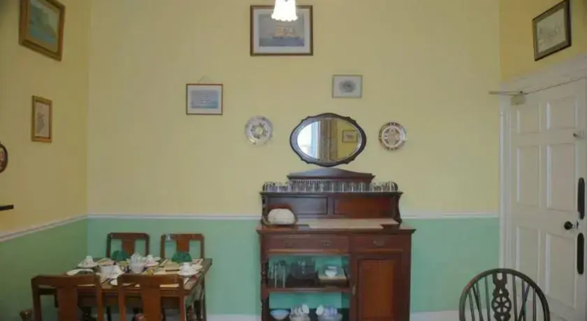 Brighton House Guesthouse (Ireland)