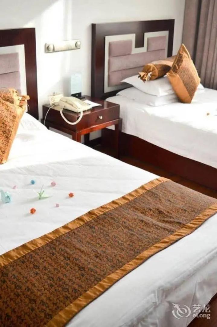 Qianyuan Jingyang Hotel