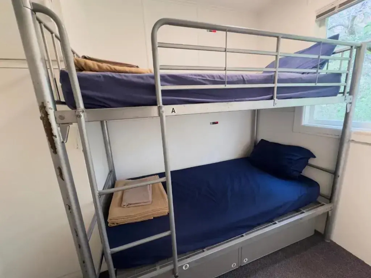 Waiheke Backpackers Hostel