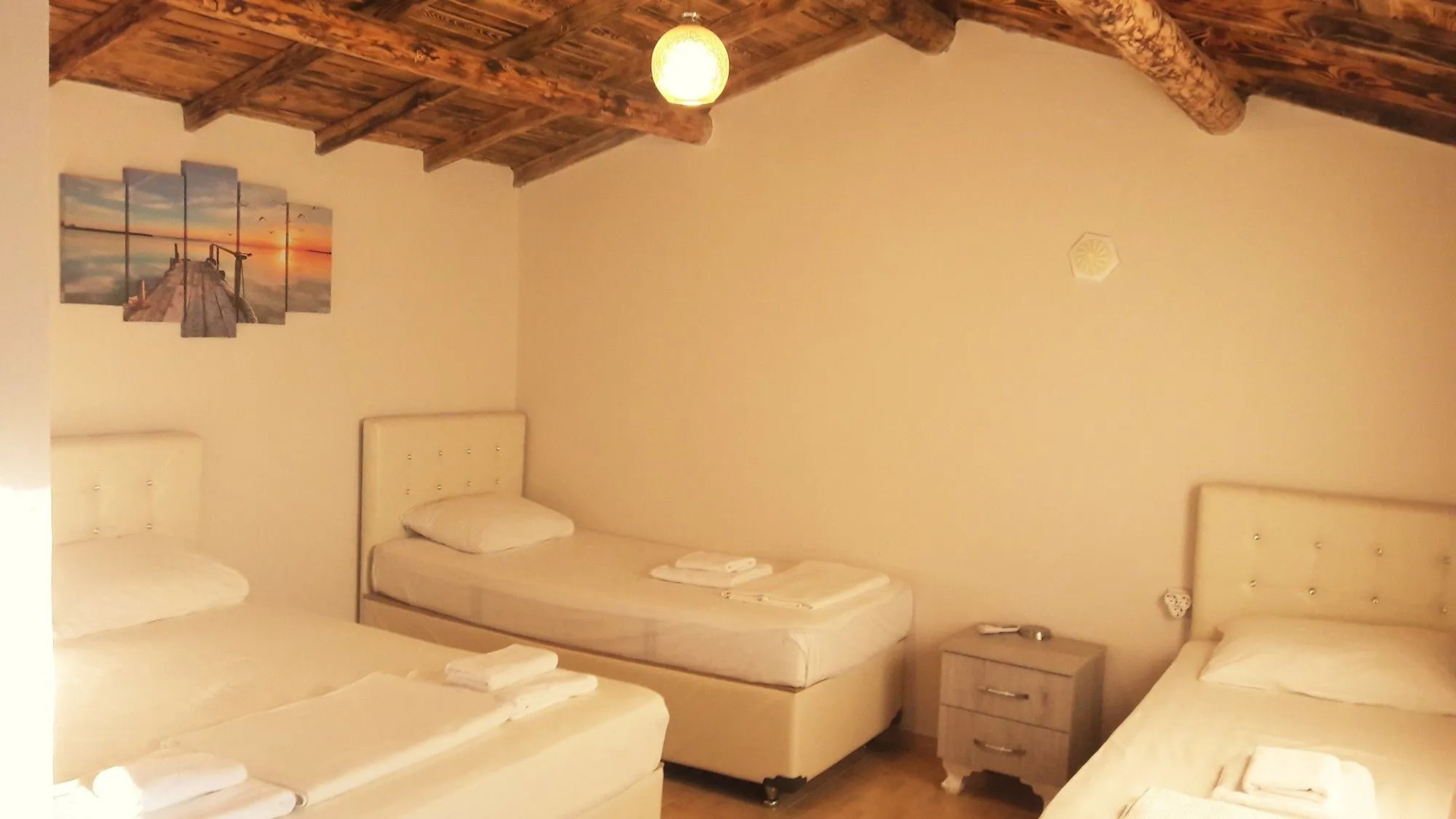 Assos Nazan Motel Restoran Beach