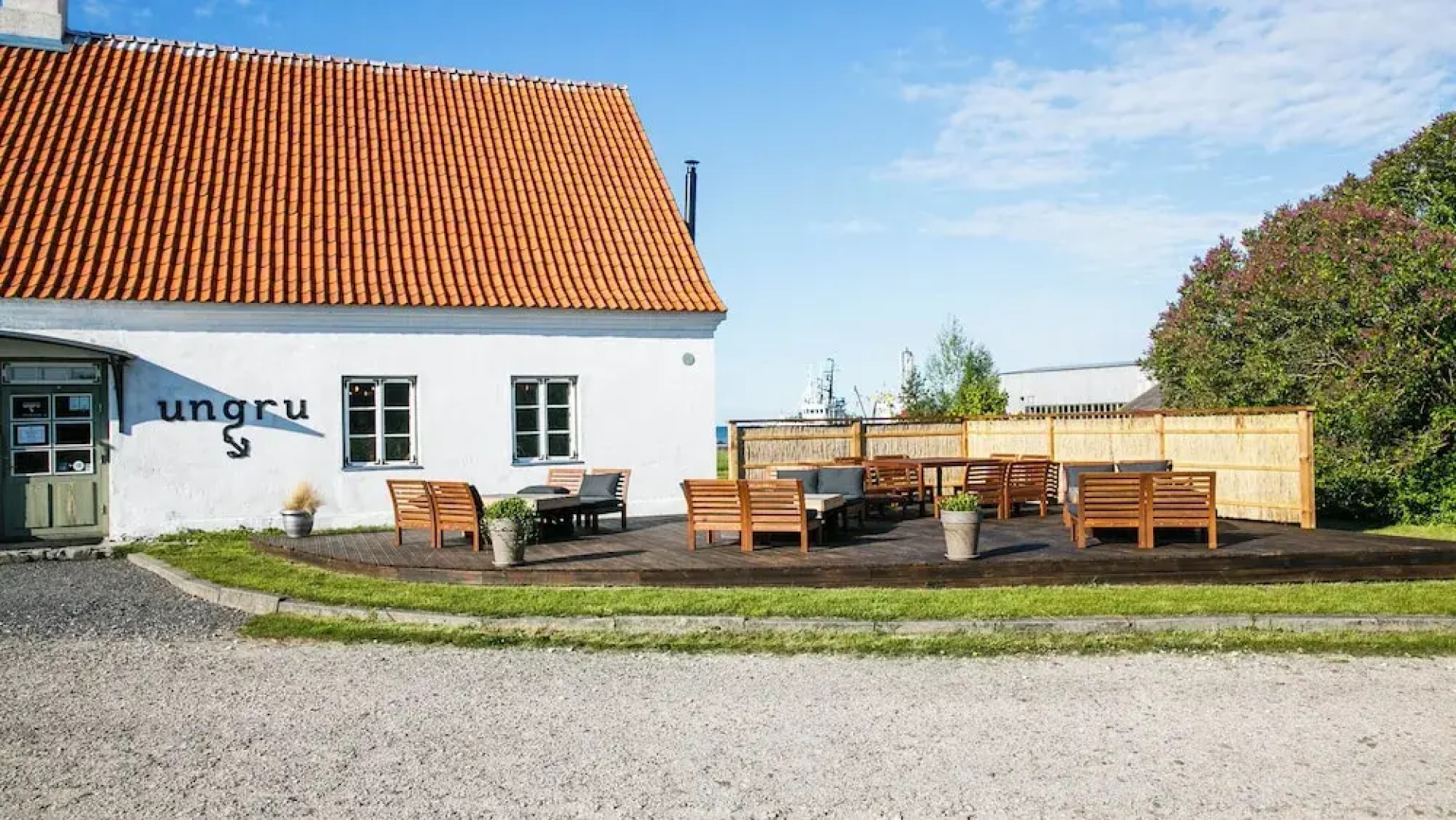 Ungru Guesthouse and Restaurant