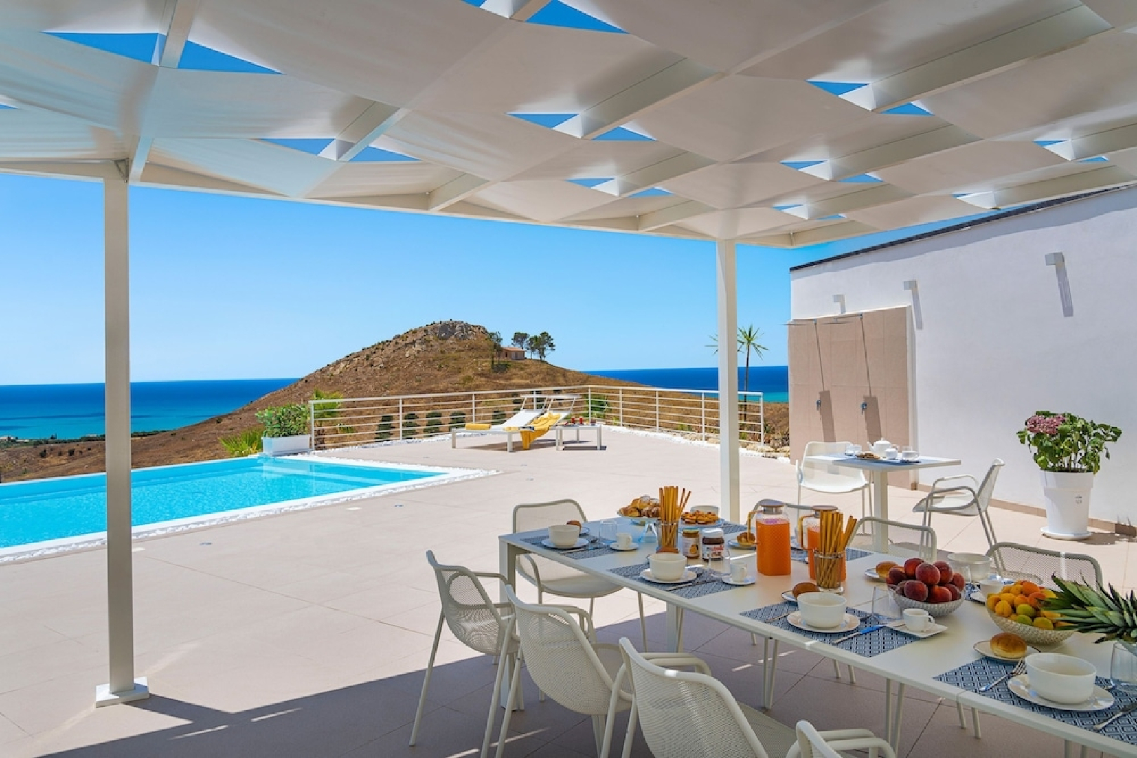 Splendid Villa With Exclusive Jacuzzi Pool and Large Panoramic Terraces