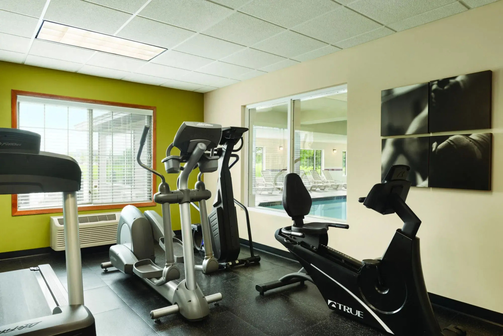 Country Inn & Suites by Radisson, Mankato Hotel and Conference Center, MN