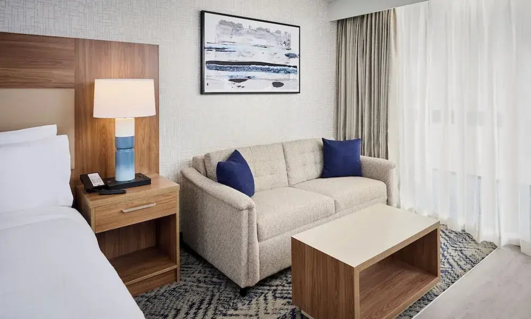 Candlewood Suites Burlington Conference Centre