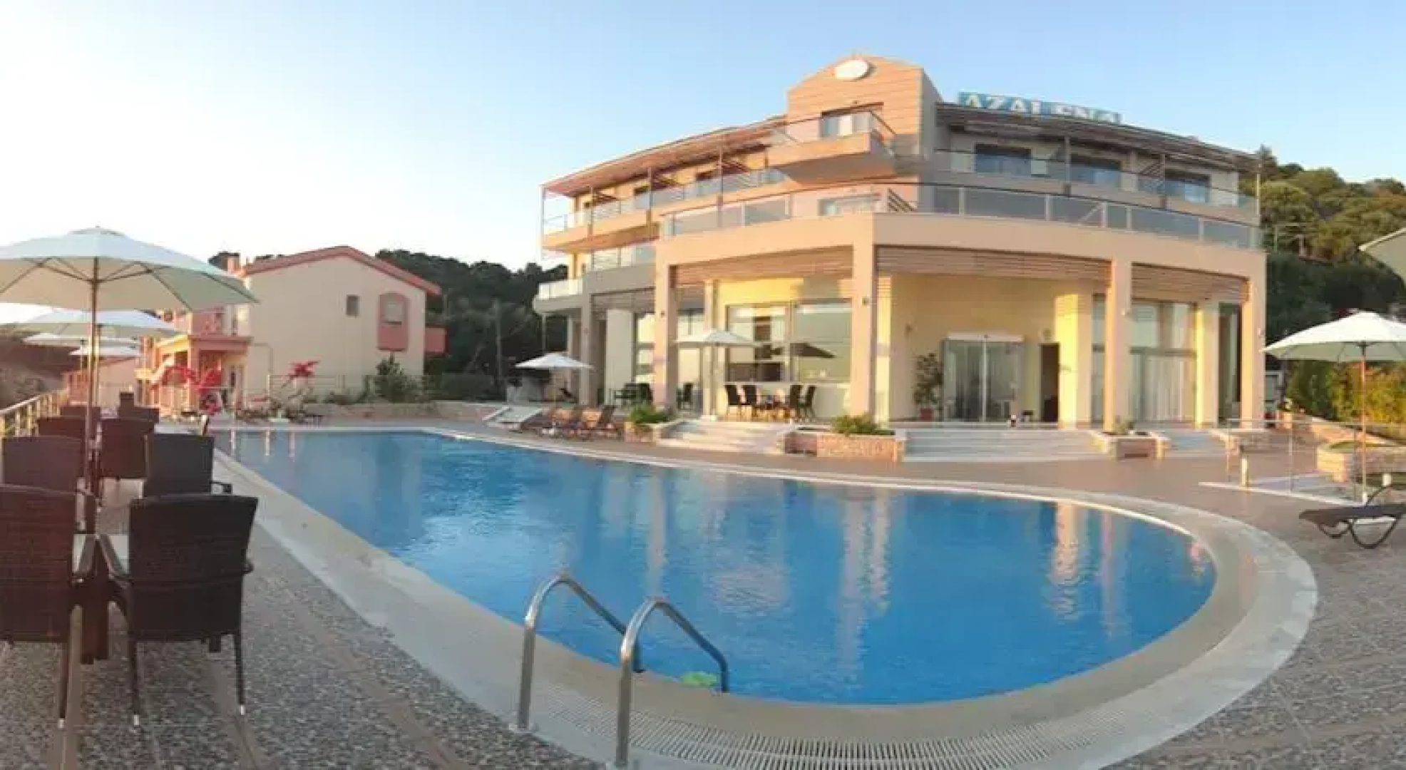 Azalena Hotel