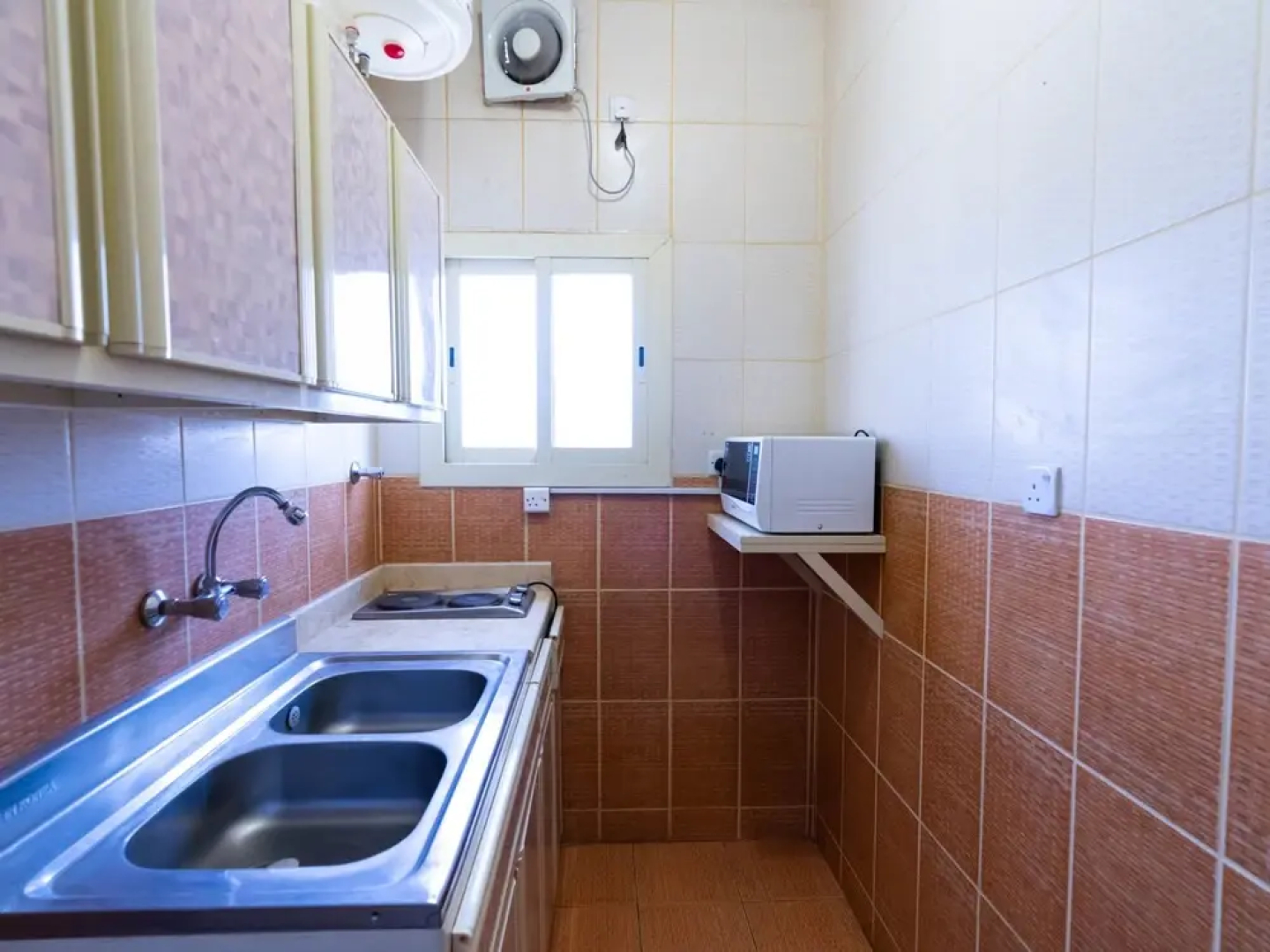 OYO 545 Golden Galaxies Furnished Units
