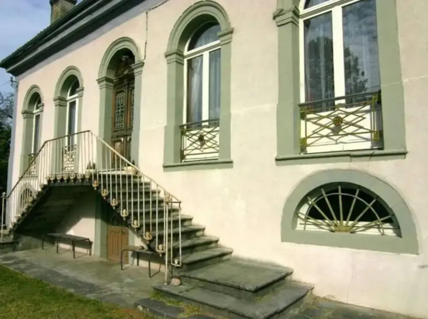 Pradia's Modern Retreat