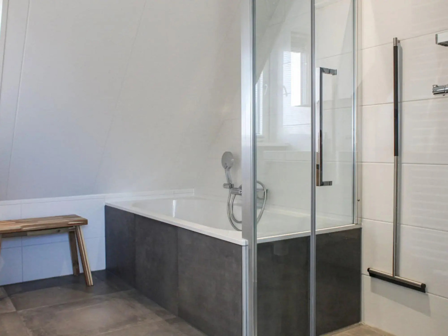 Villa With Large Garden in a Holiday Park