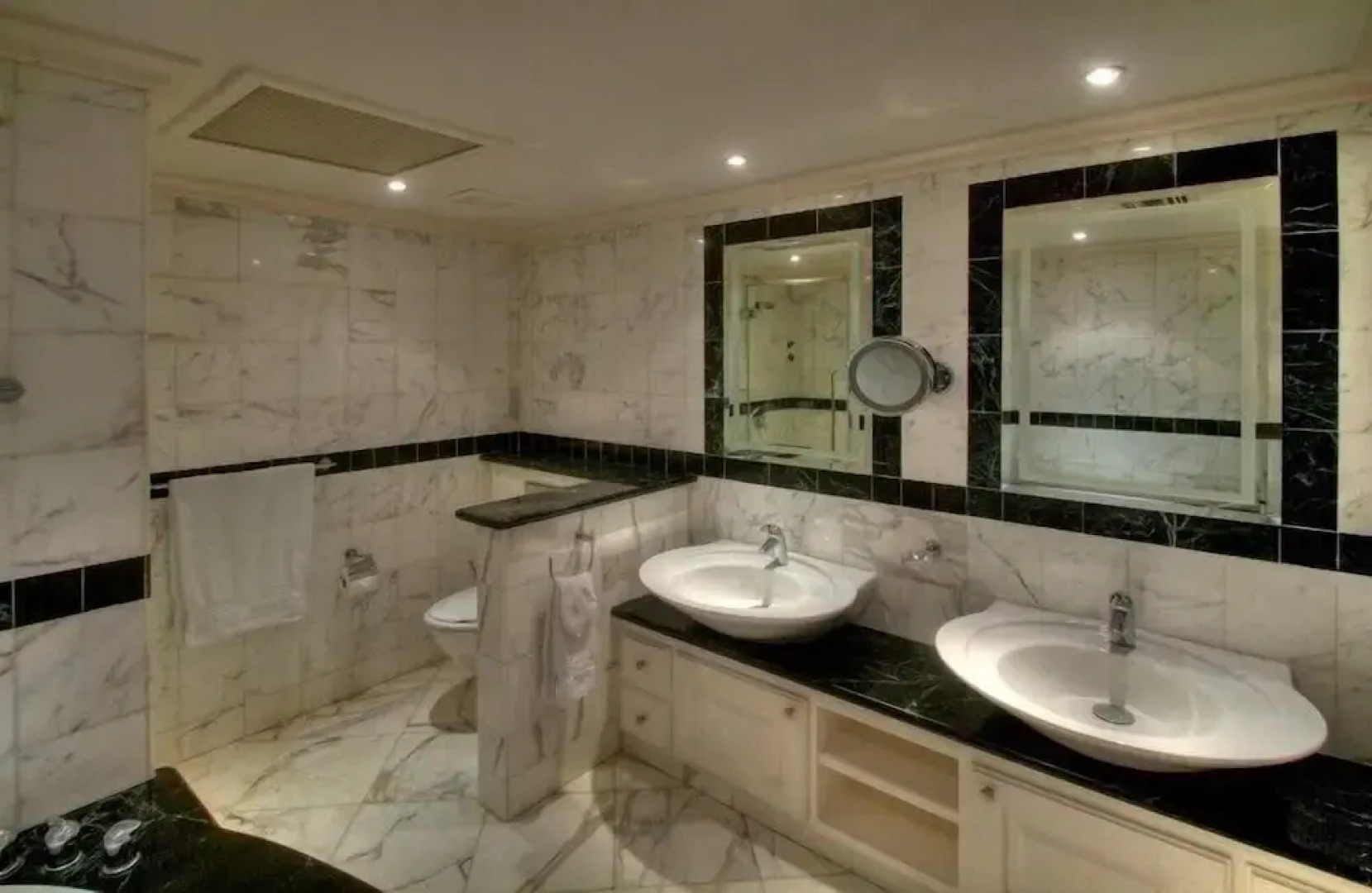 Schooner Bay 206 - Condothe Palms