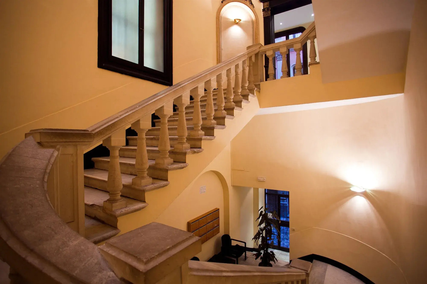 Las Ramblas Pasaje Bacardi Apartments