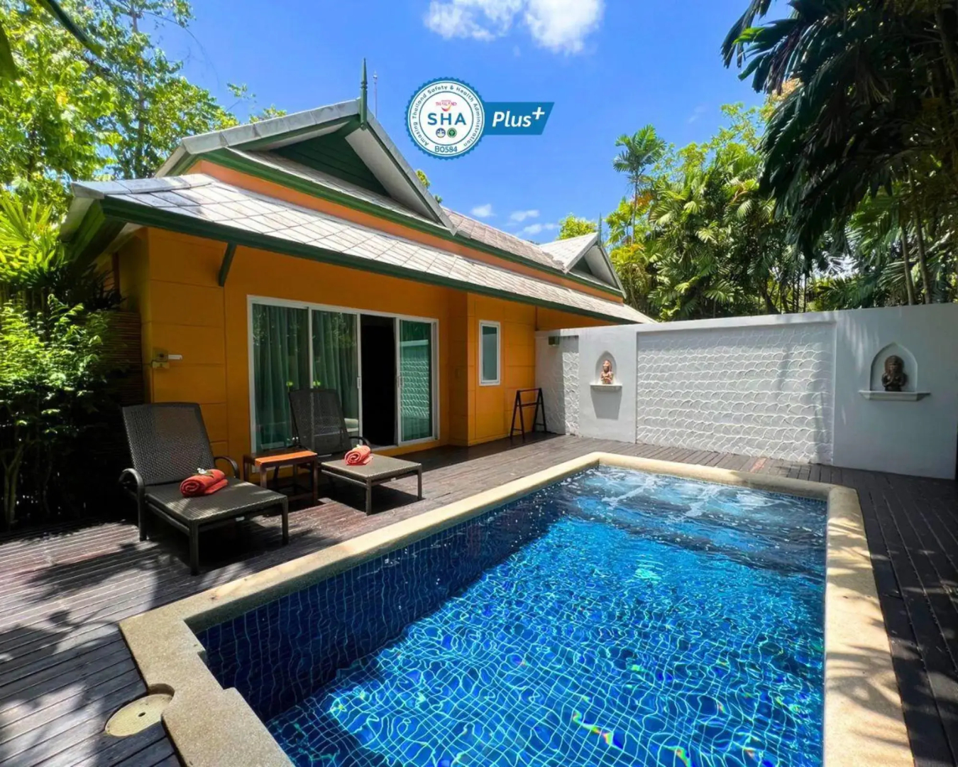 Baan Amphawa Resort & Spa