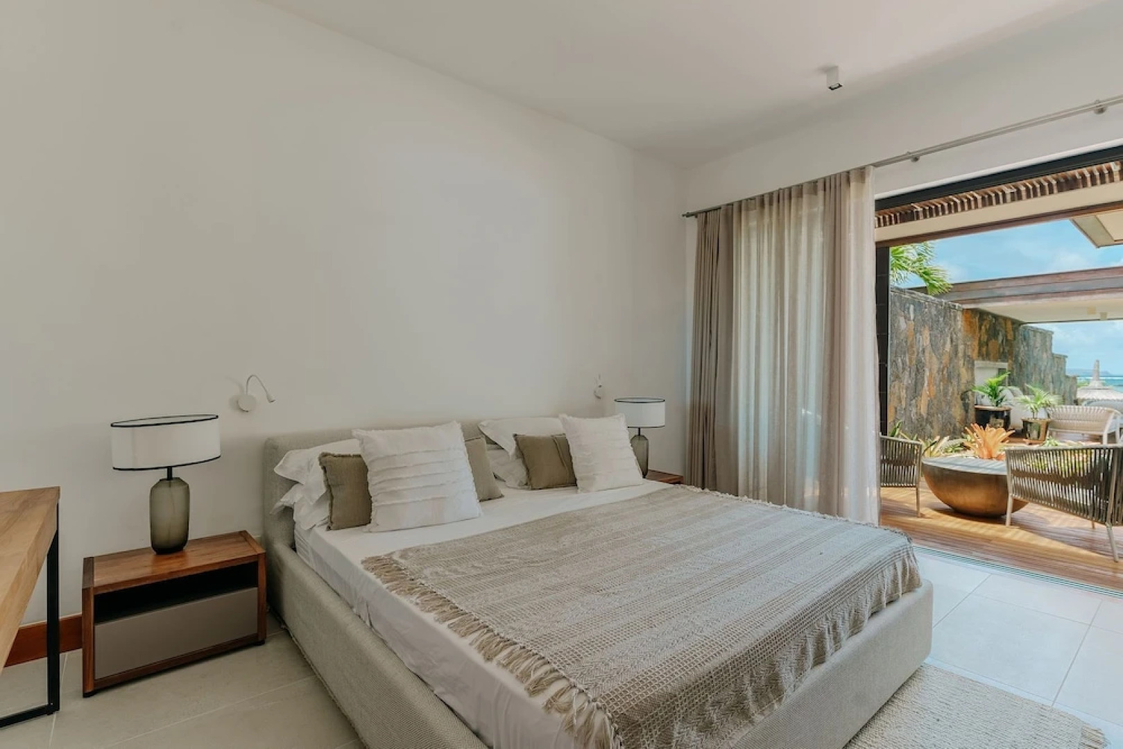 Peninsula Beach Villa with LOV