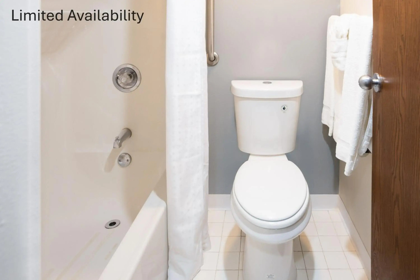 The View Inn & Suites