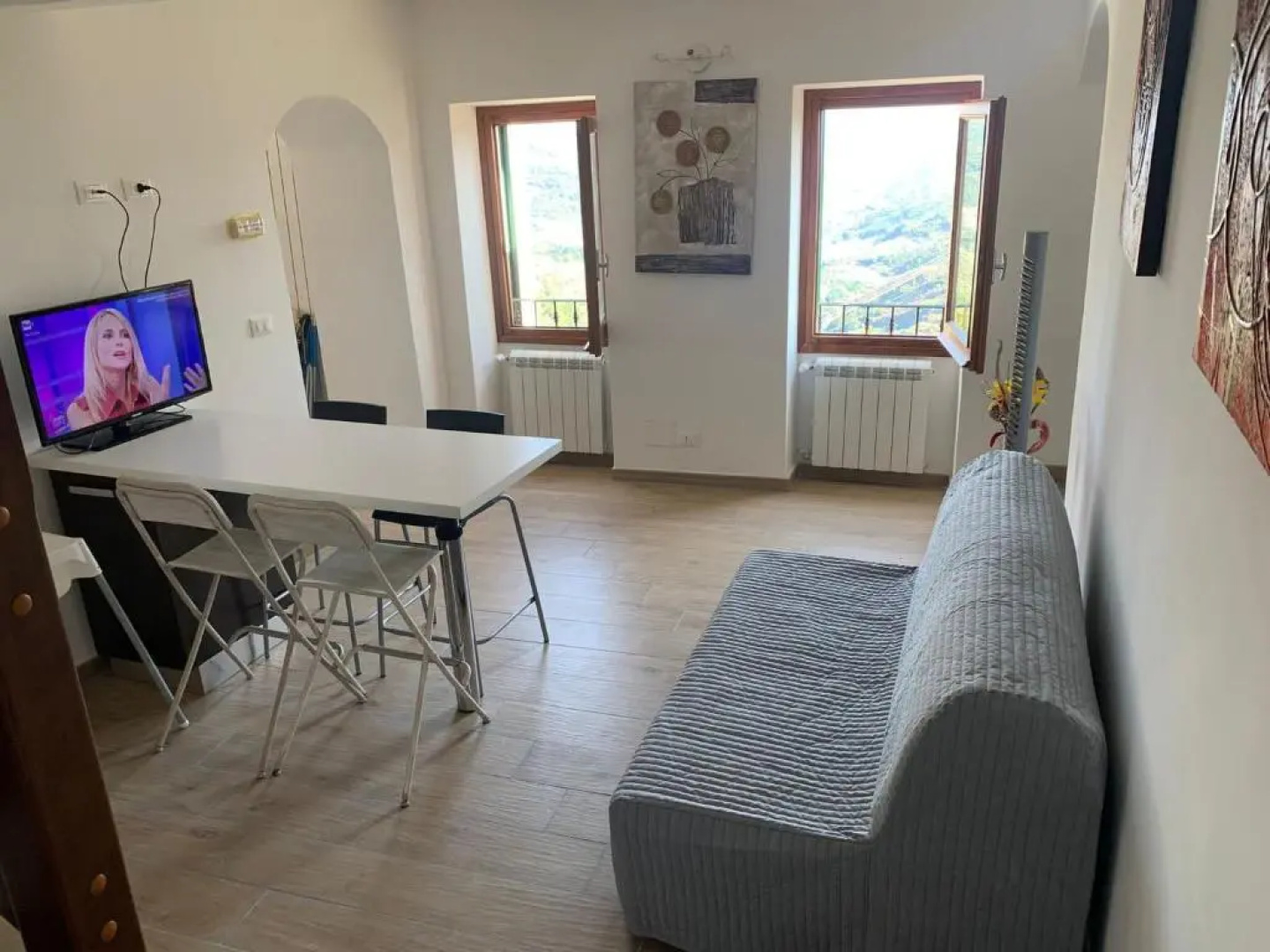 Casa indipendente su due livelli in Liguria-vista mare 6-7 Posti