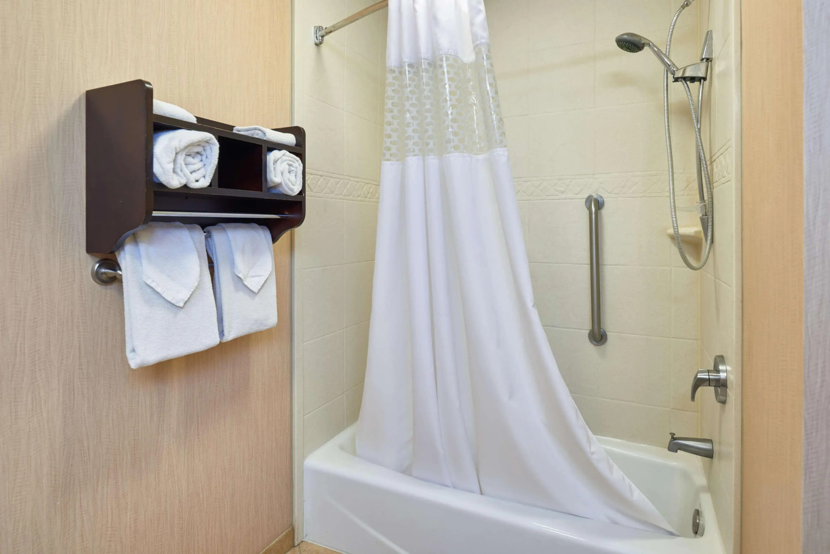 Hampton Inn & Suites Waco-South