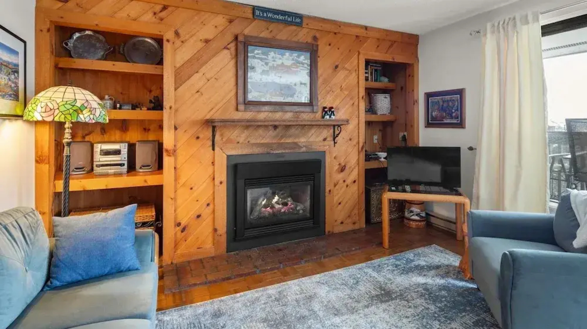 14 Snowside 2 Bedroom Condo by RedAwning