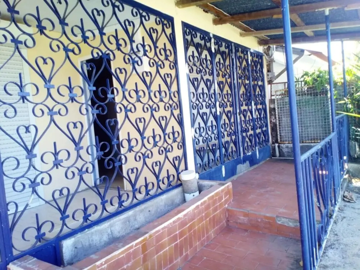 House With 2 Bedrooms in Basse-terre, With Wonderful sea View and Enclosed Garden