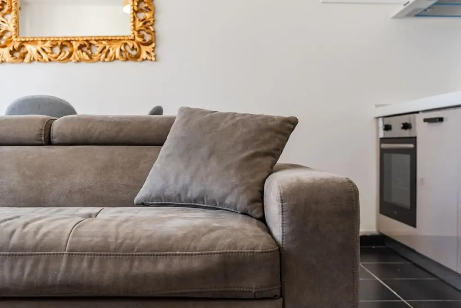 Blue Haven Talea in Tale