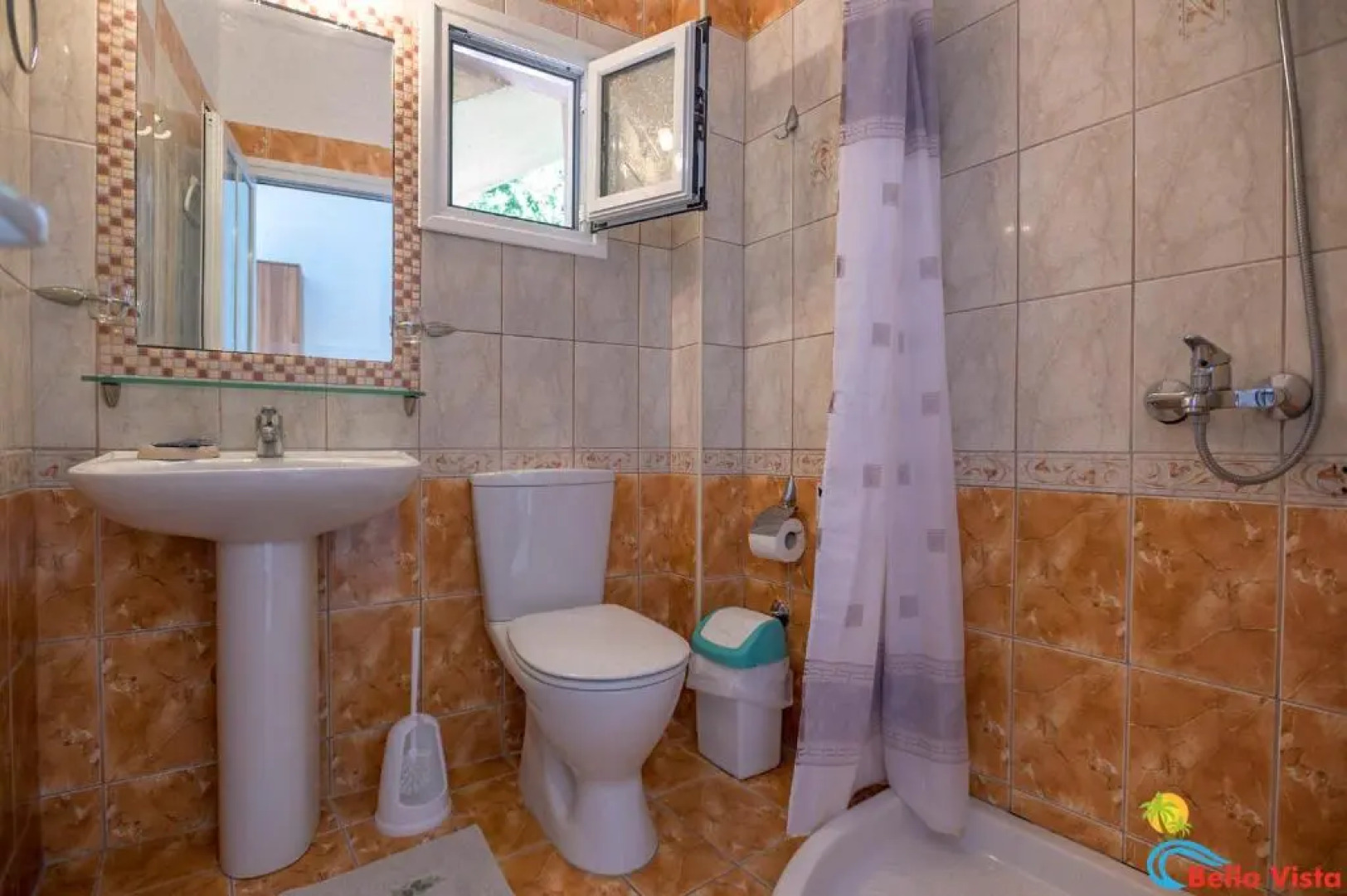 Bella Vista Apartments