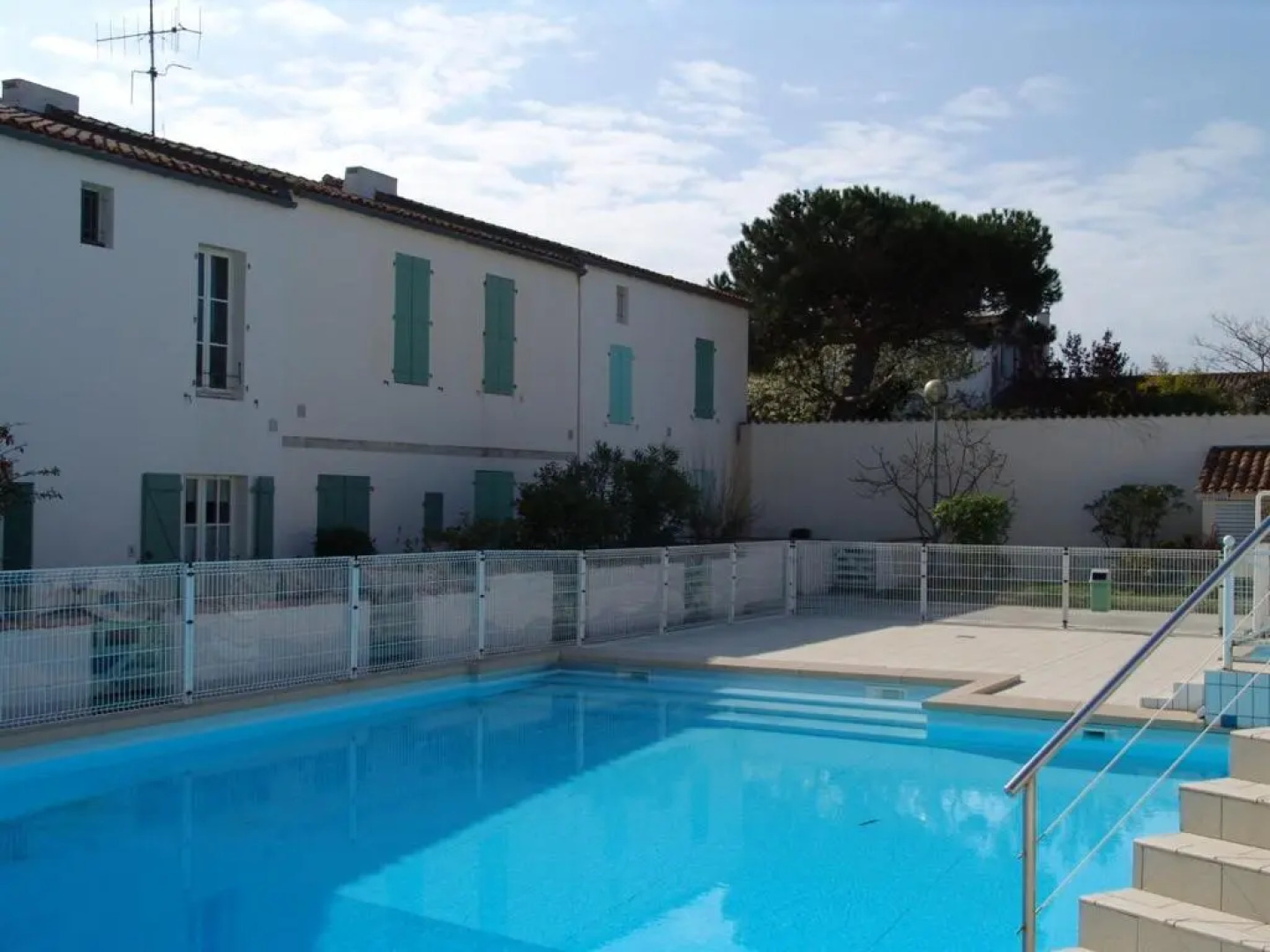 Appartement Saint-Martin-de-Ré, 1 pièce, 4 personnes - FR-1-544-1