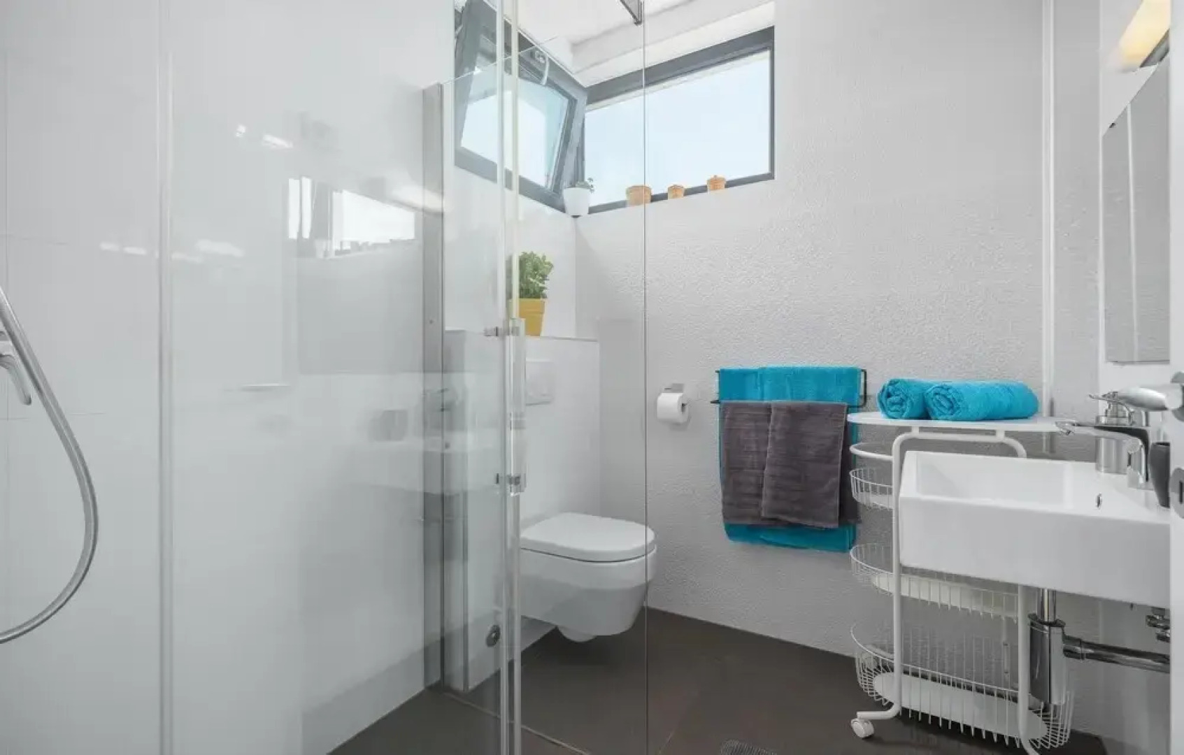 Awesome Home in Valtura with Hot Tub, WiFi & 3 Bedrooms