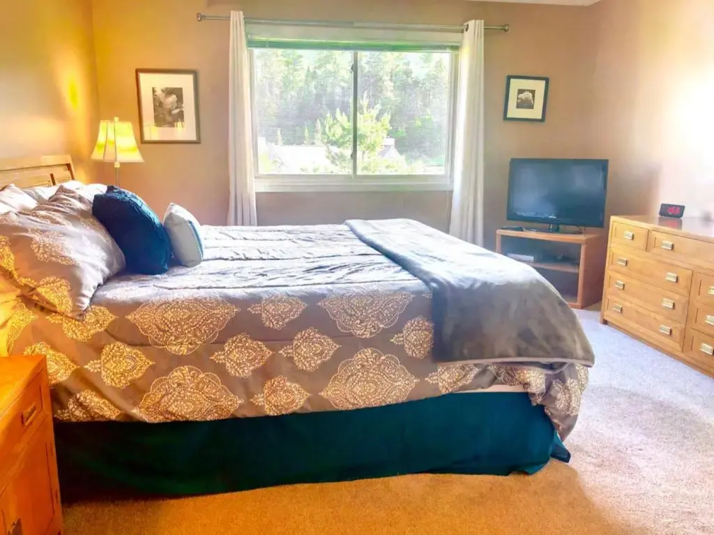 F3 Fairway Village Condo With Great Mountain Views, 8 Minute Walk From Omni Mount Washington Hotel!