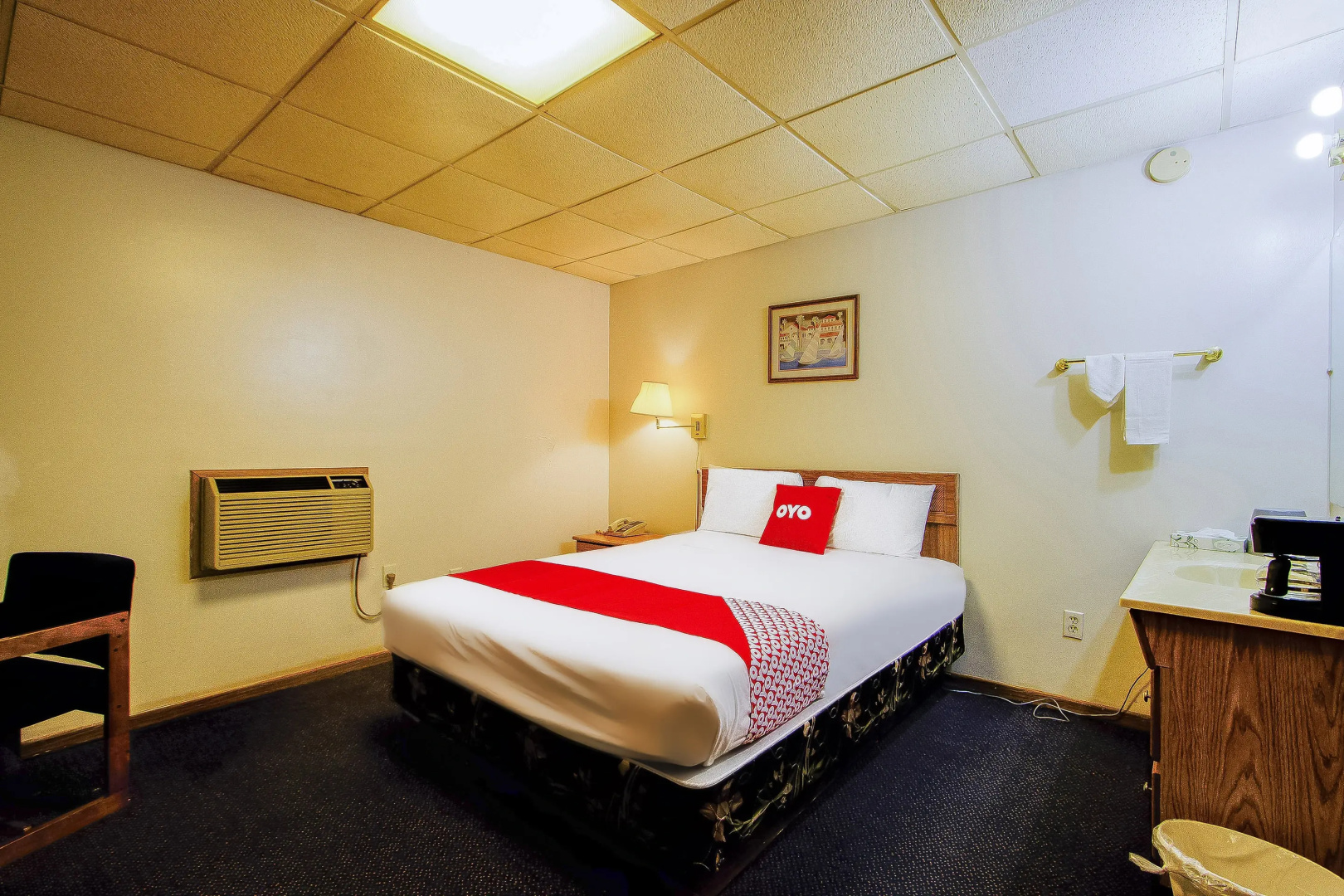 OYO Hotel Chapmanville Inn, WV - Hwy 119