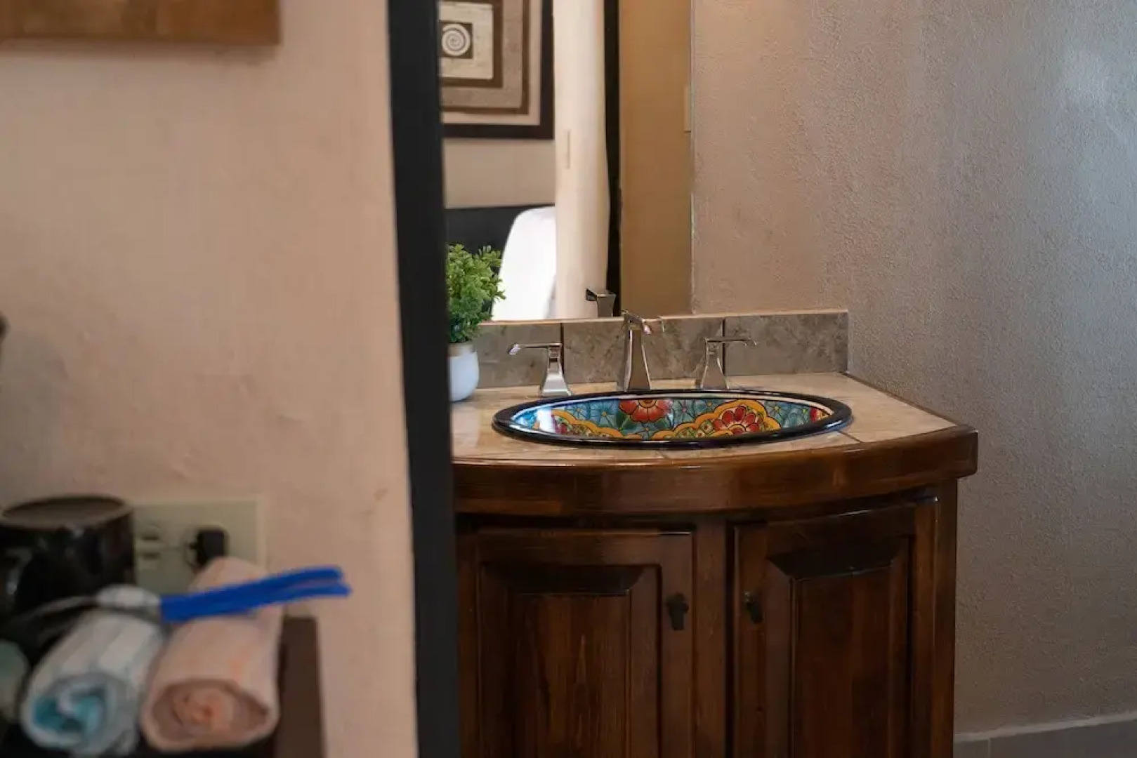 Casa Kootenay Waterfront BnB