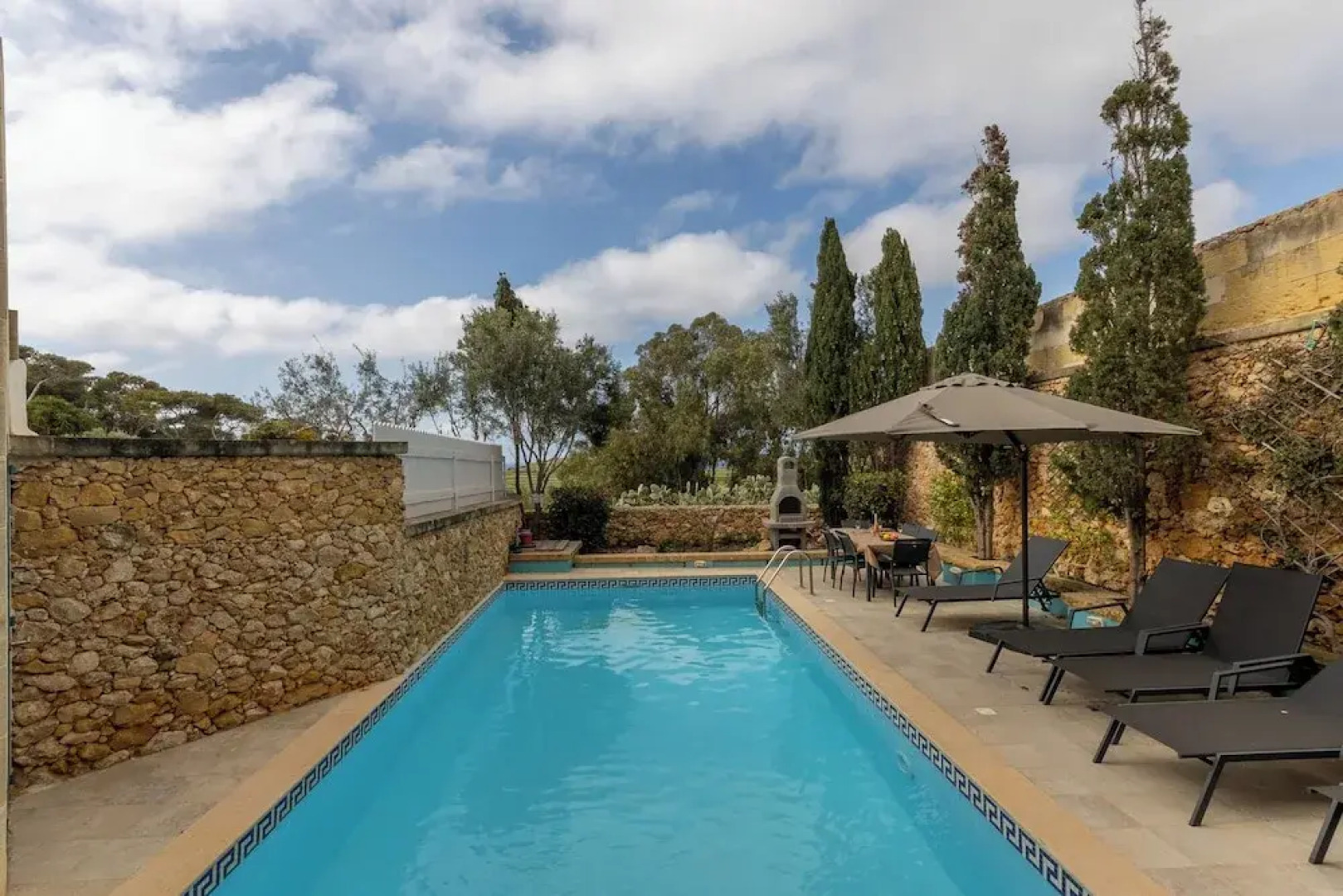 Dionisia Gozitan Villa and Pool Gozo