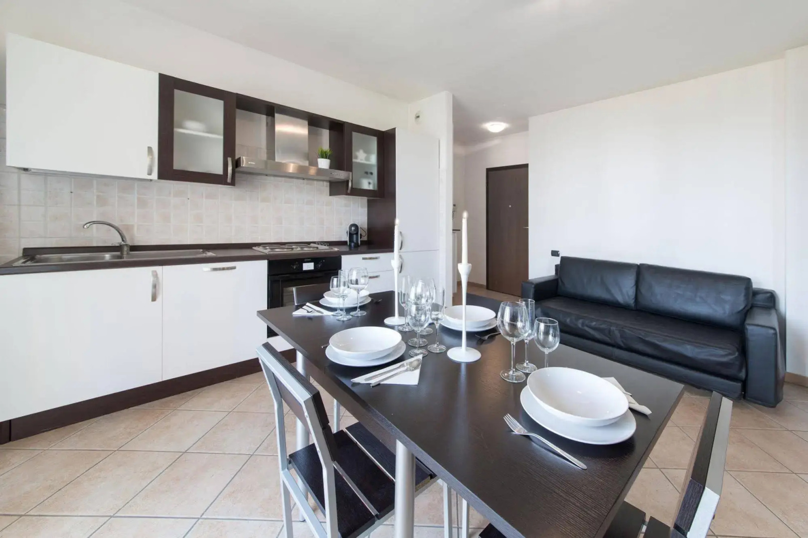 Suitelowcost - Limbiate Studio