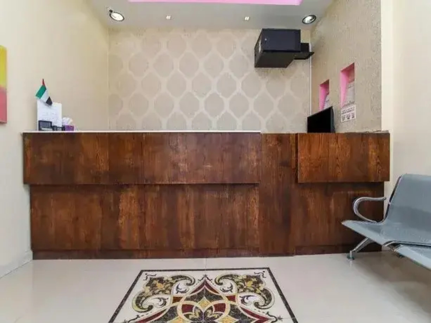 OYO 1202 Royal Plaza Residence -3