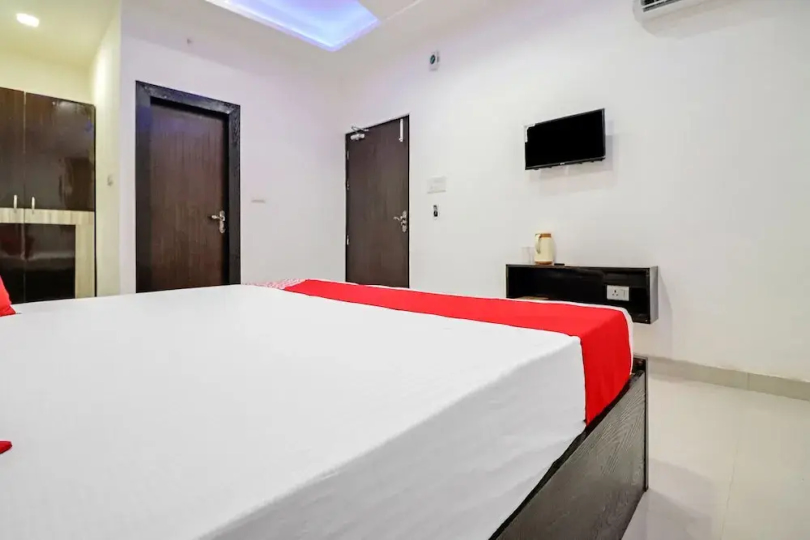 Oyo 46950 Shri Anand Sewa Dham Ashram