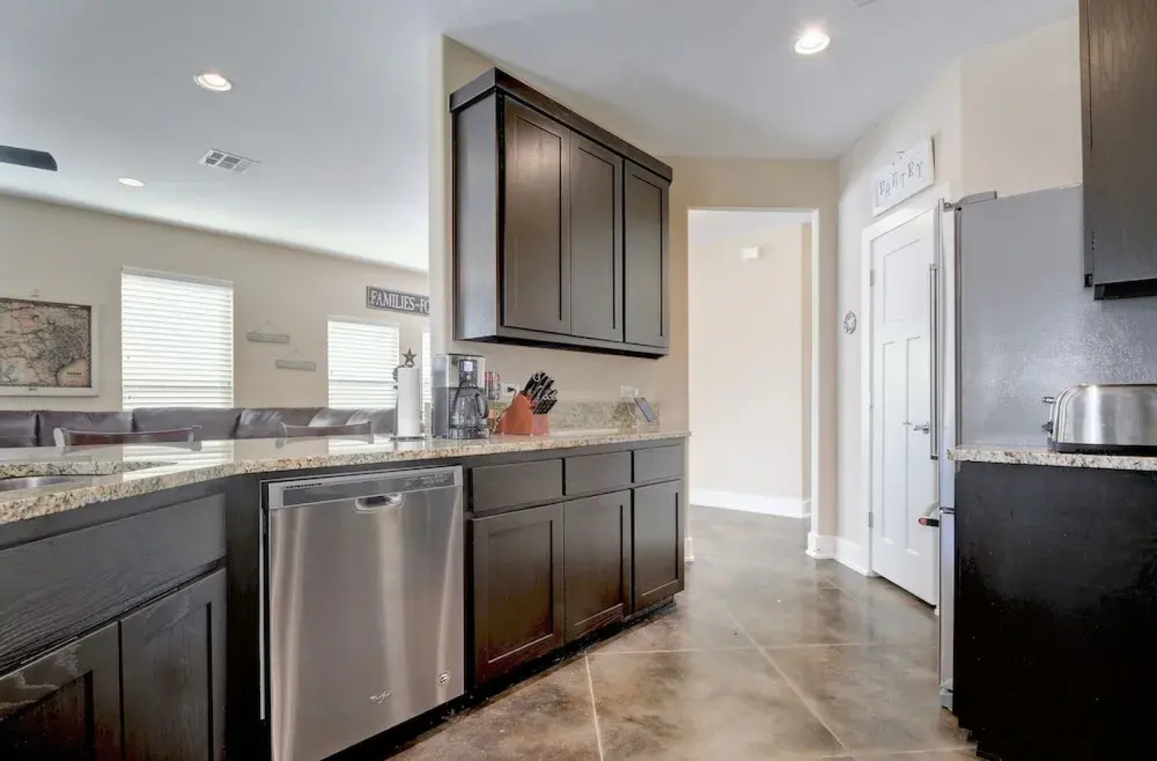 17514 Village Drive Home 4 Bedrooms 2 Bathrooms Home