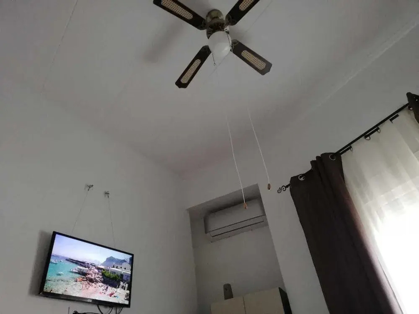 Cabo de Palos Rooms (Ideal Buceadores)