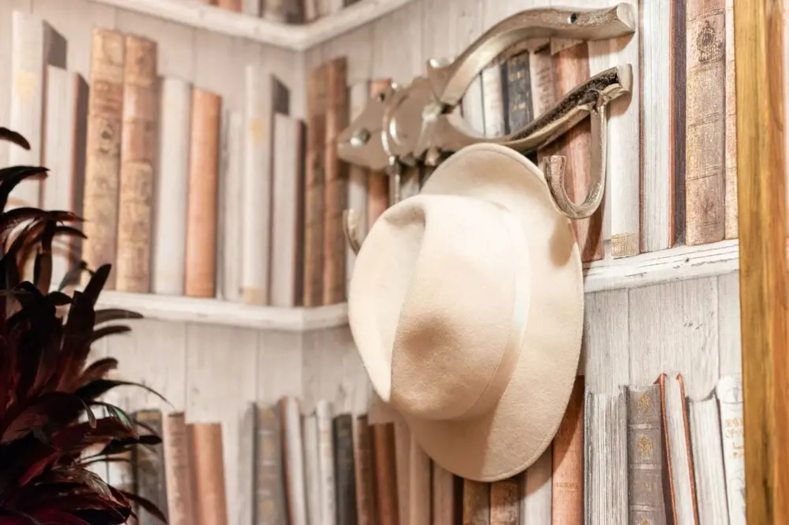 Quirky 1 Bedroom Apartment Next to Holyrood Palace