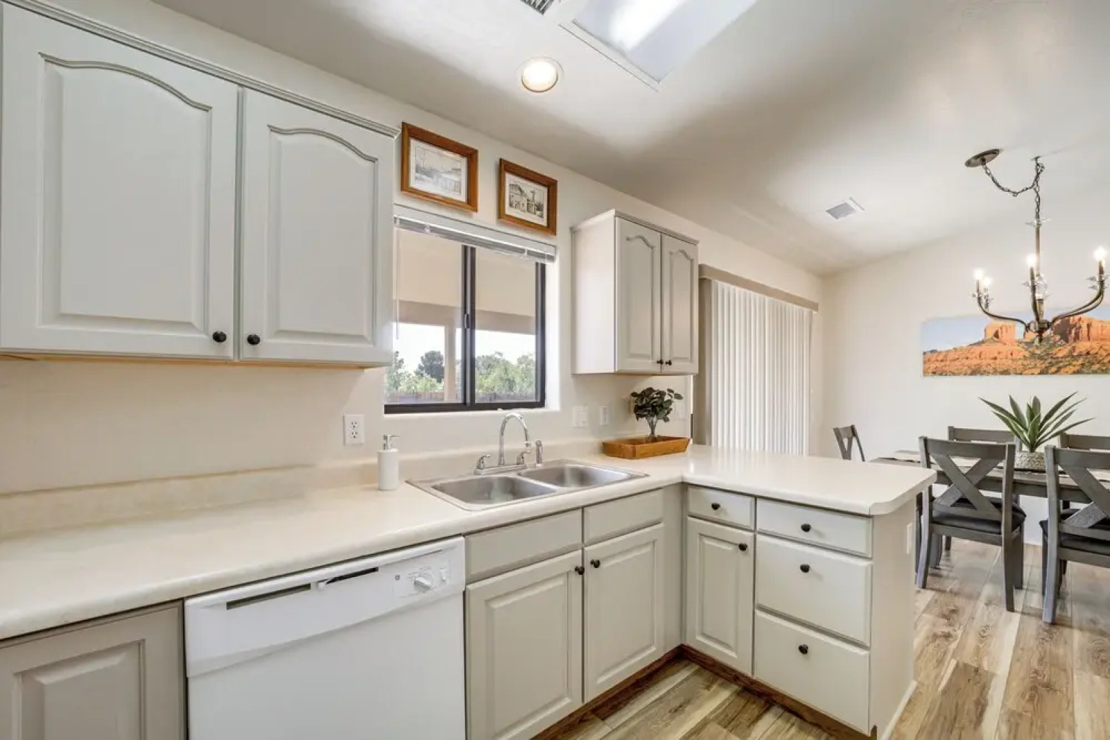 Hike, Shop & Unwind: Cottonwood Home w/ Patio!