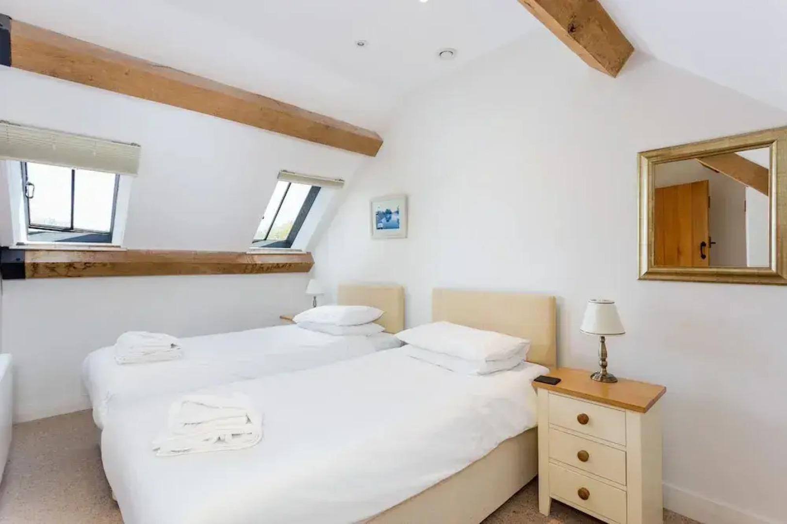 Vintage Barn Conversion near Faringdon