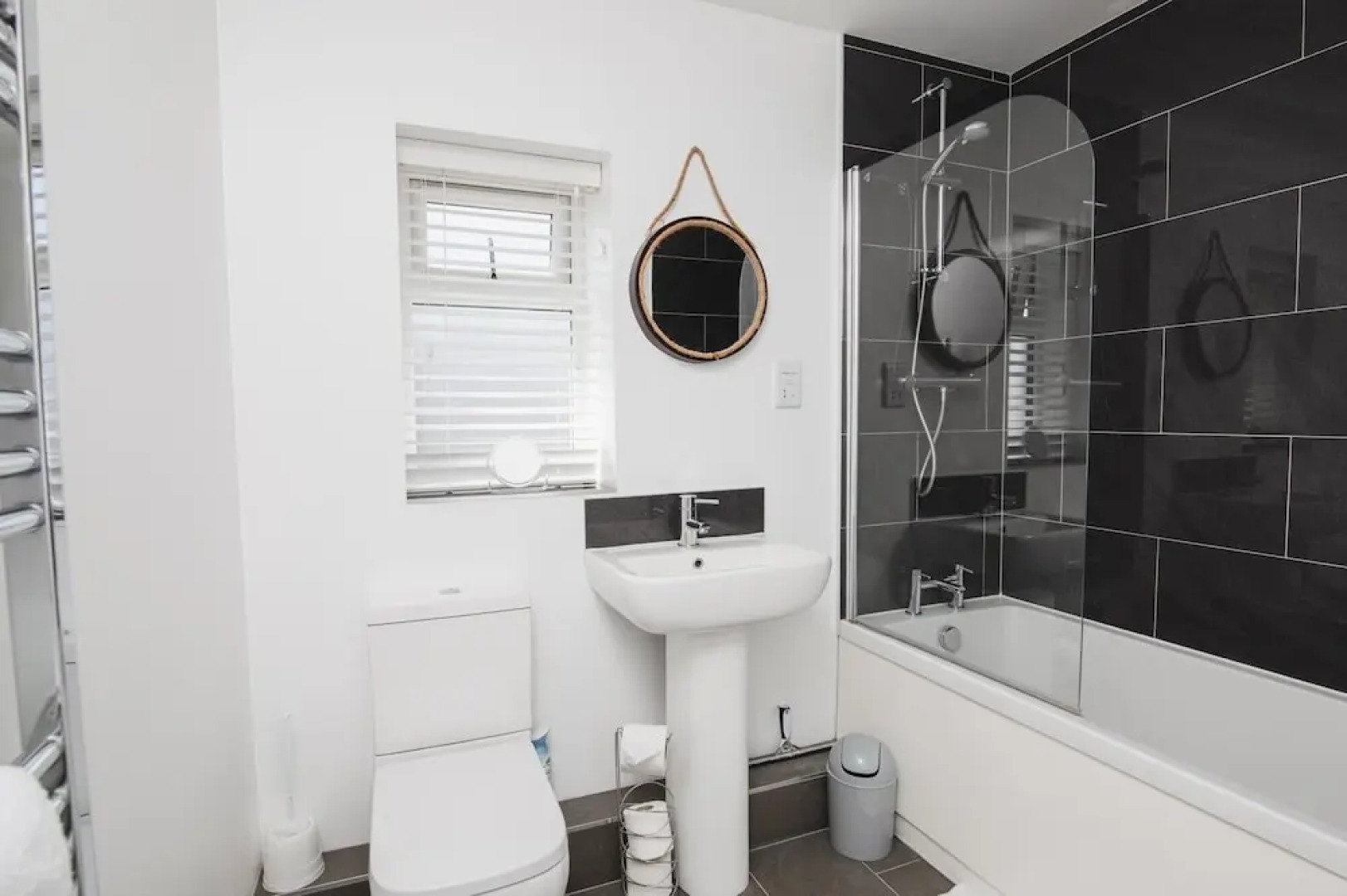 NEW 2BD Pontact Flat in the Heart of Didcot