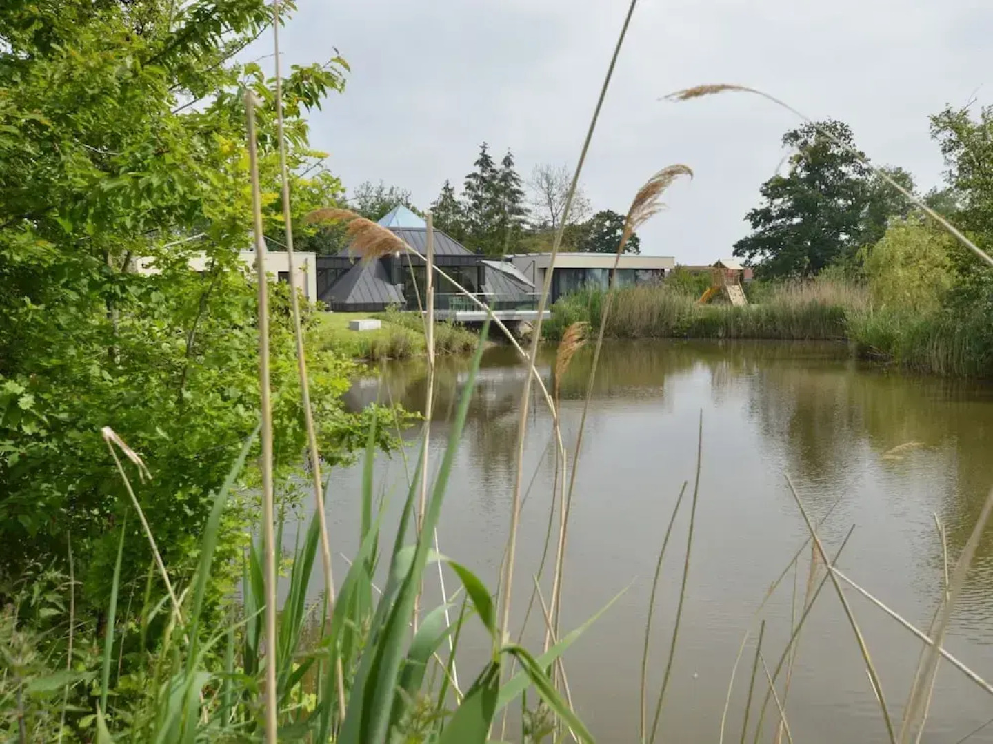 Lovely Holiday Home 'walleken' With a Pond