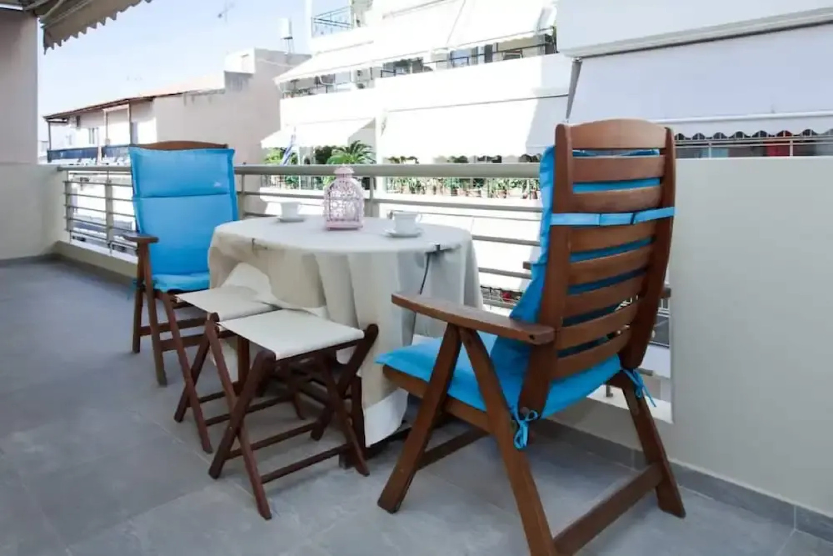 Elegant & Spacious  Apt. with Sea View