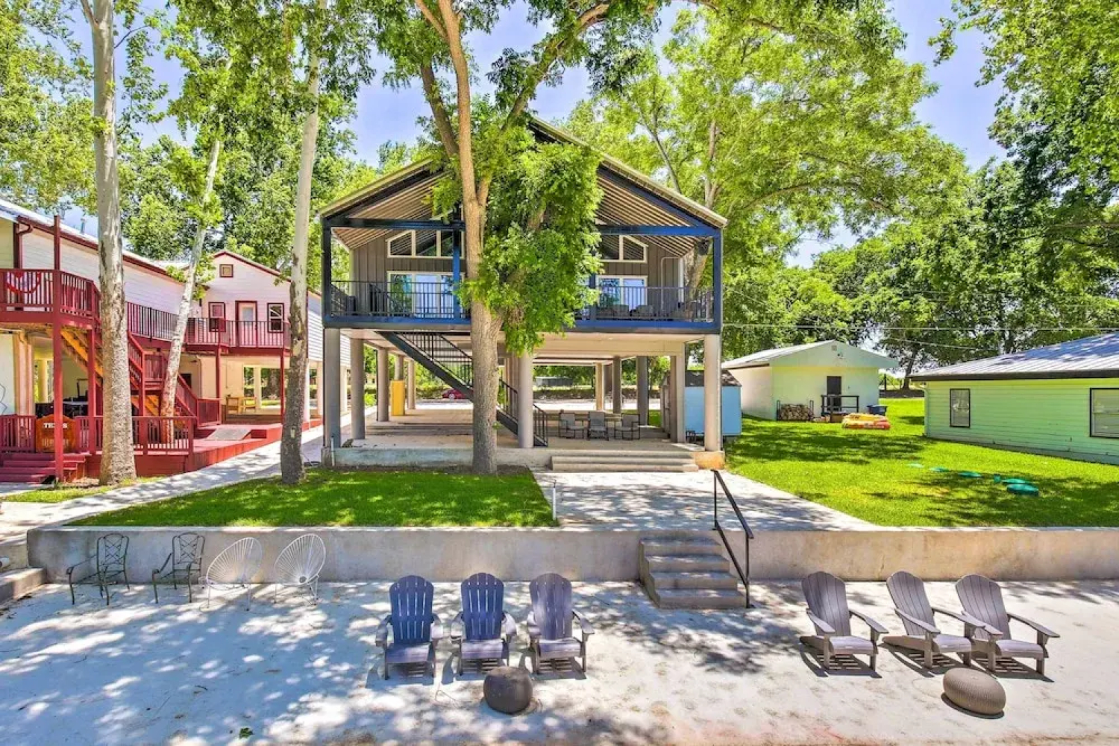 Outdoor Entertainment Space: Home in Mcqueeney