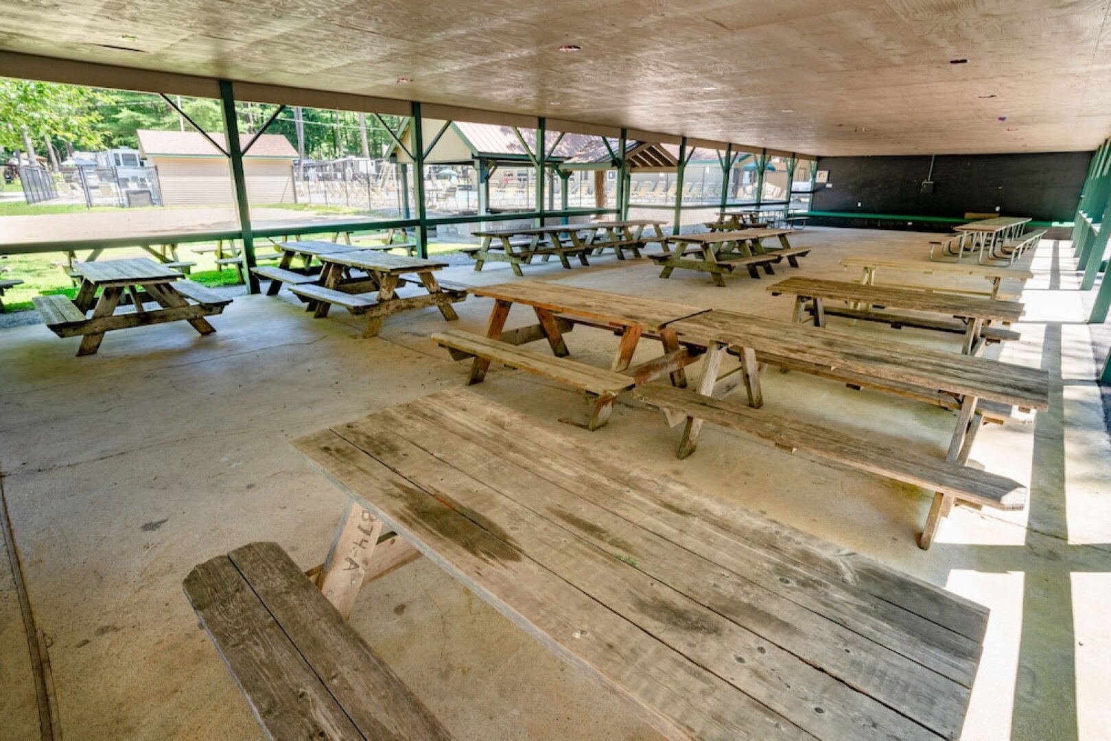 Sun Retreats Adirondack Gateway