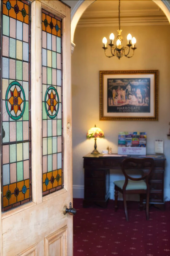 Shannon Court Guest House