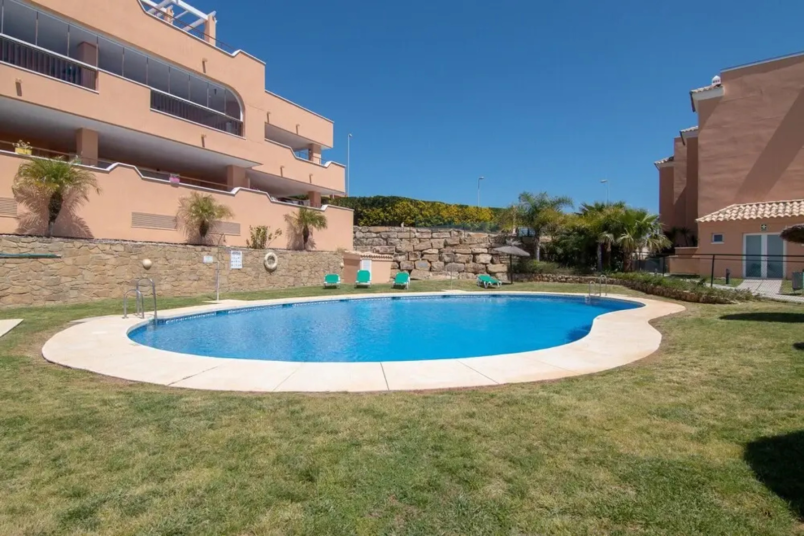 2242-Maravilloso atico 2 terrazas vista al mar