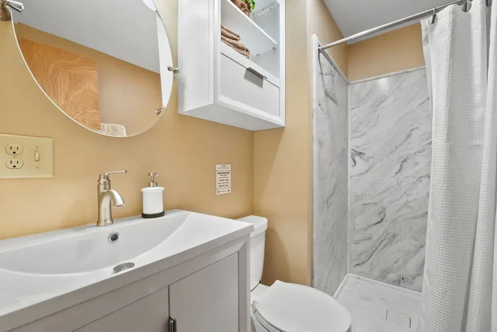 Bear Lake Lodgings Bed & Breakfast