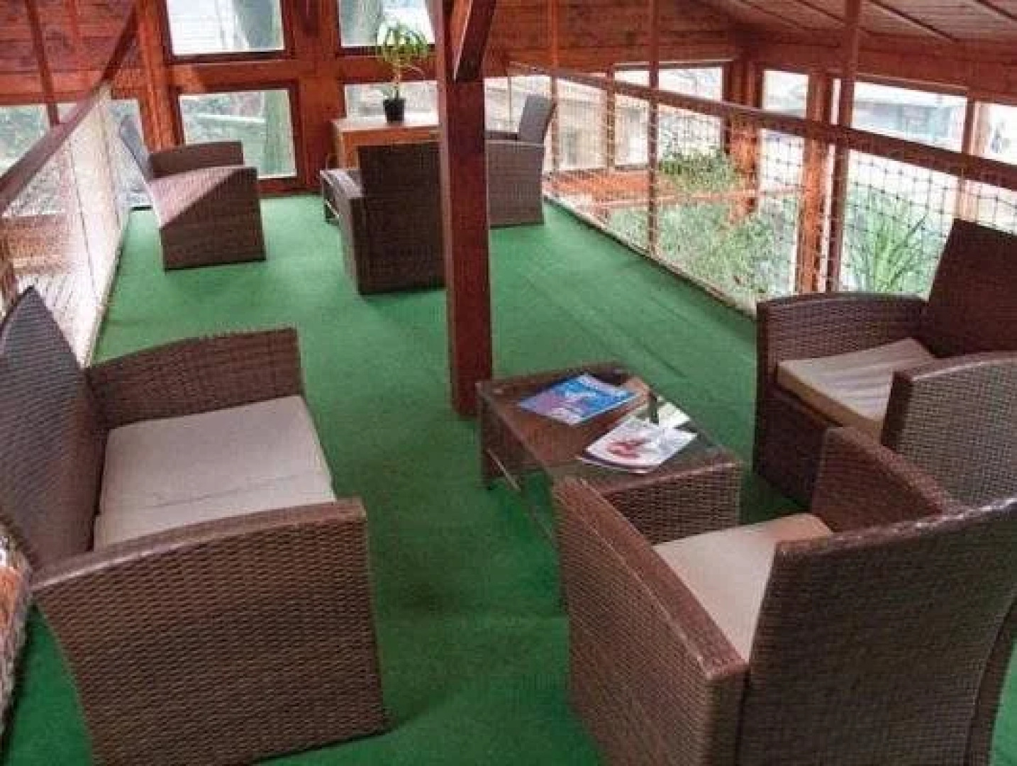 Mr. Görgey Art Hotel & Bistro