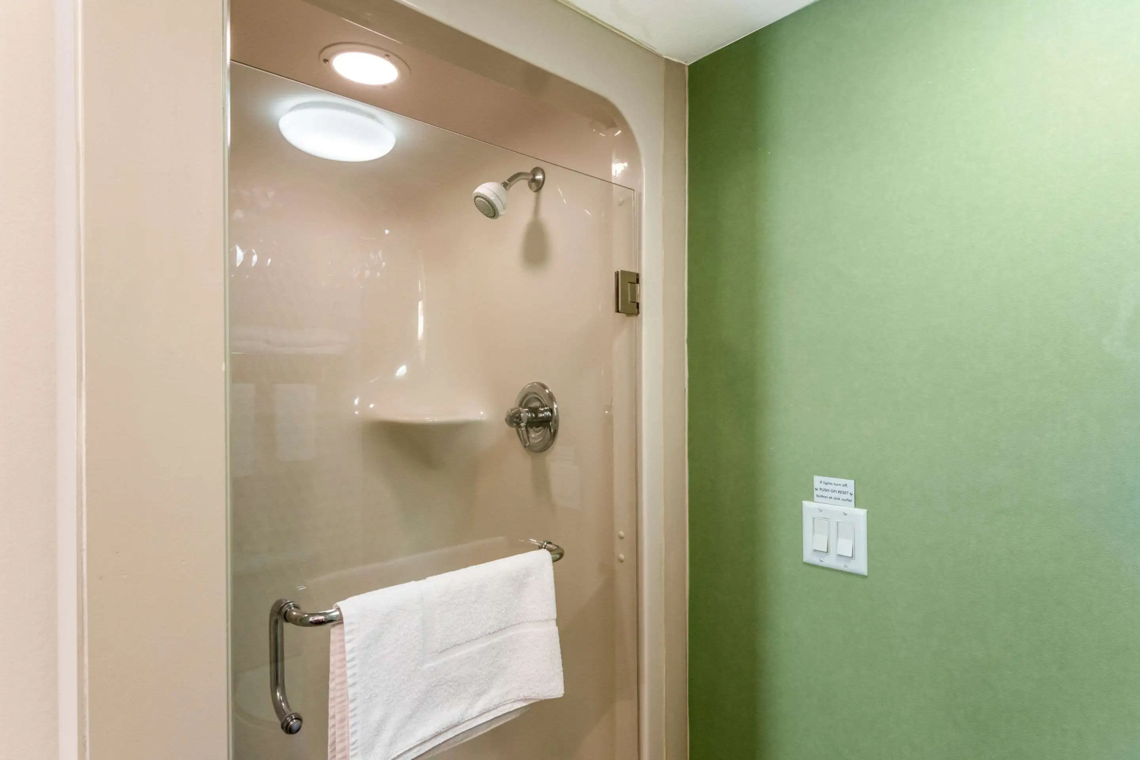 Sleep Inn & Suites Niantic North