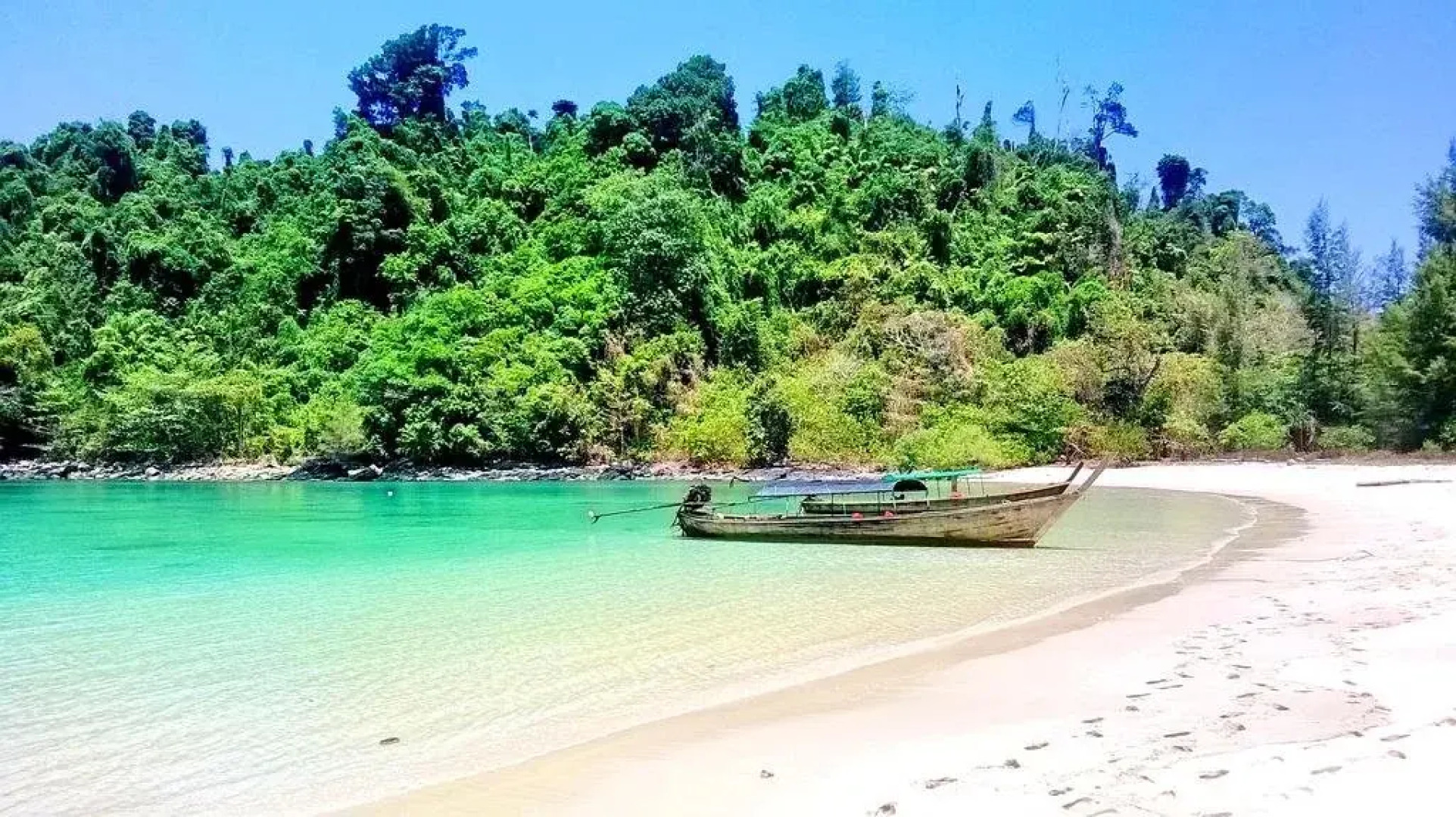 Sangthong Andaman Resort