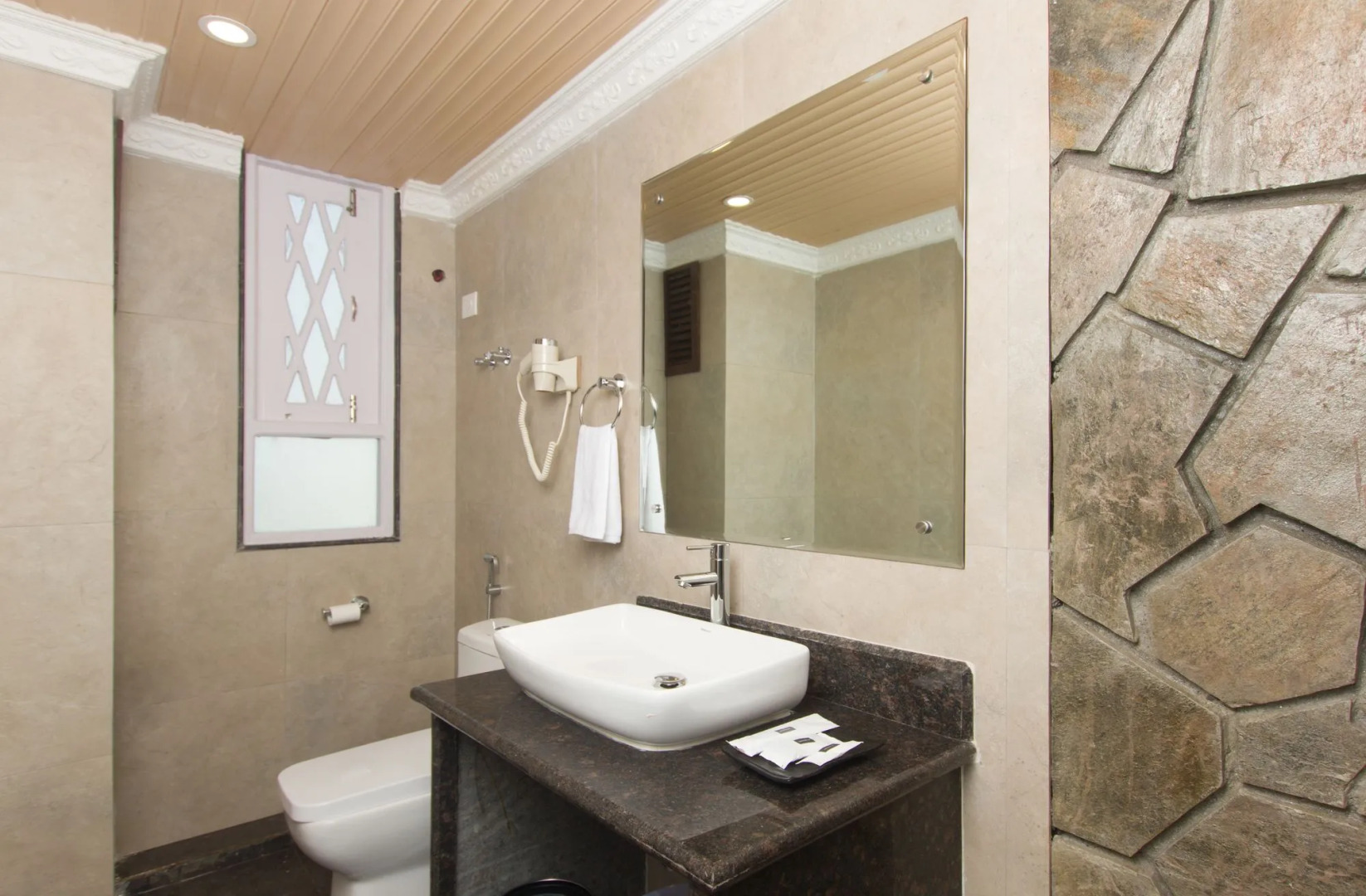 Summit Namnang Courtyard & Spa