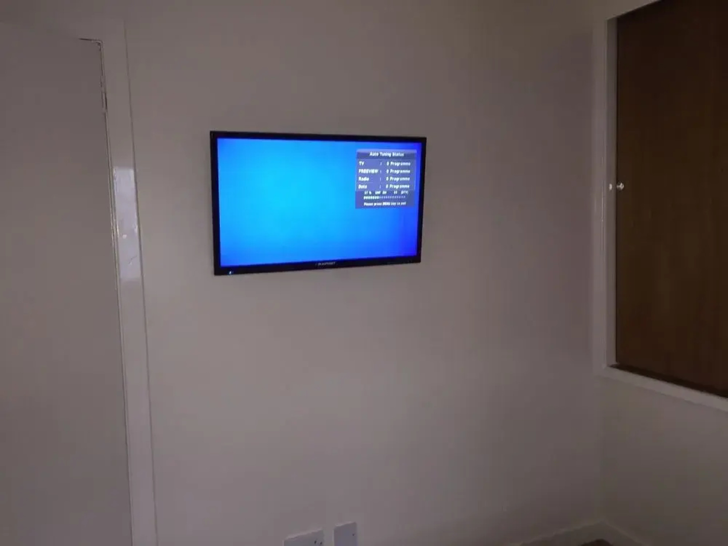 4 Varis Apartments